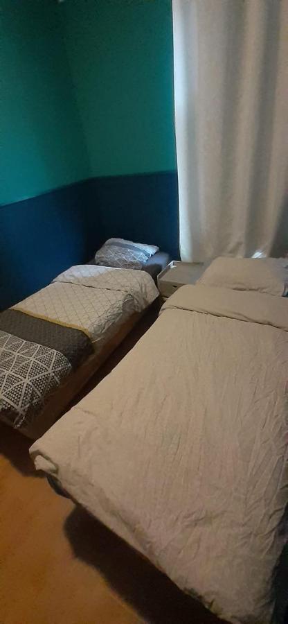 Charlotte, Not For Parties, Not A Hotel, Room With Shared Bathroom, No Kitchen อัมสเตอร์ดัม ภายนอก รูปภาพ